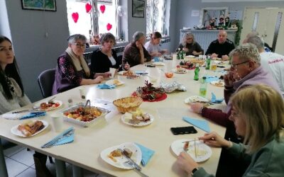 Svečani božićni domjenak za umirovljenike i djelatnike Udruge gluhih i nagluhih OBŽ